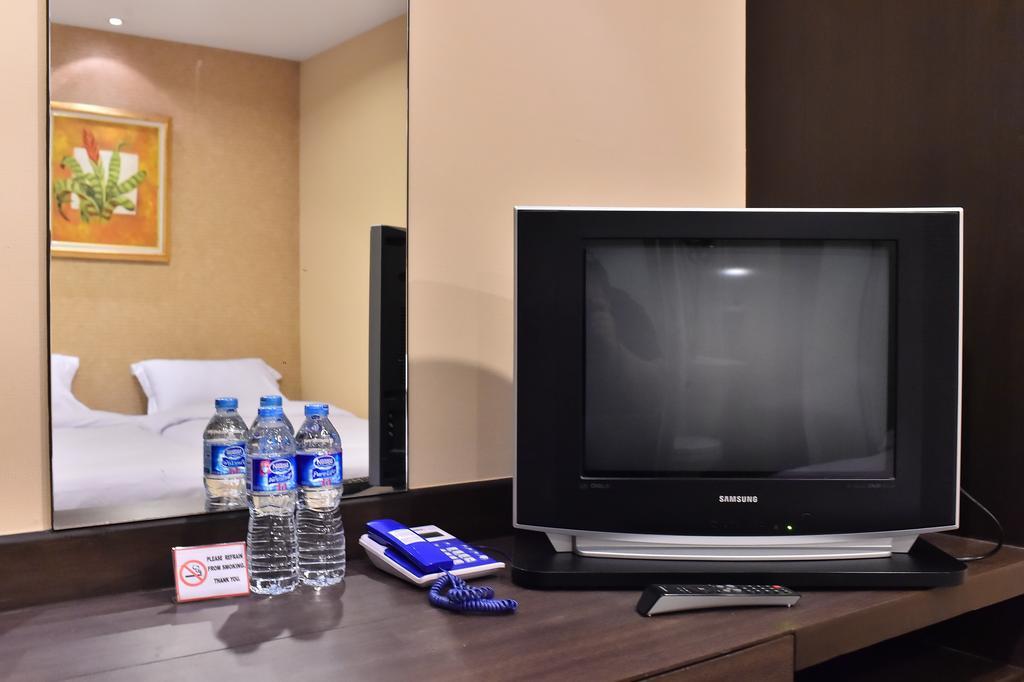 Take A Rest Hotel 방콕 객실 사진
